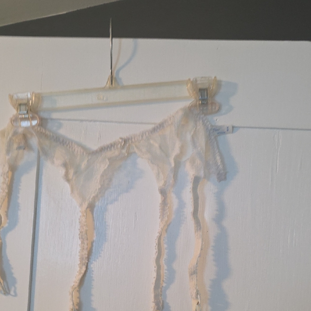 Bali Cream Lace Chemise